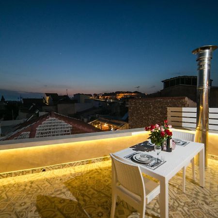Jacuzzi Suite In The Heart Of Oldtown Rethymno  Bagian luar foto