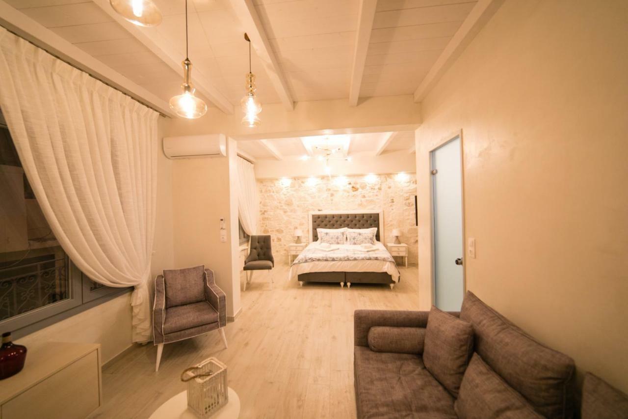 Jacuzzi Suite In The Heart Of Oldtown Rethymno  Bagian luar foto