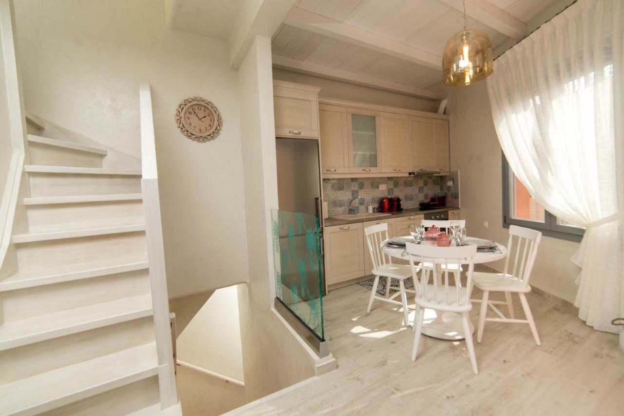 Jacuzzi Suite In The Heart Of Oldtown Rethymno  Bagian luar foto