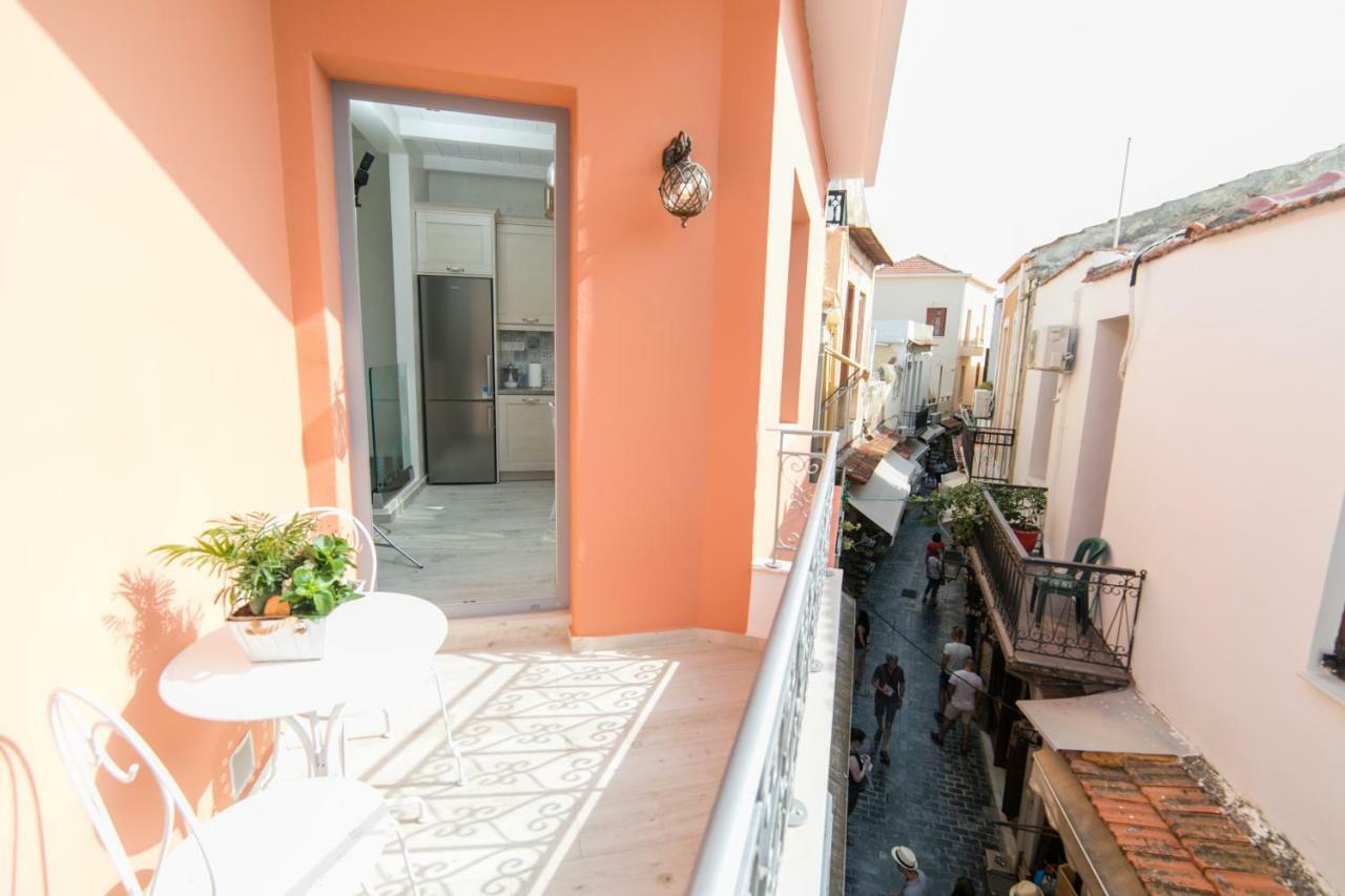 Jacuzzi Suite In The Heart Of Oldtown Rethymno  Bagian luar foto